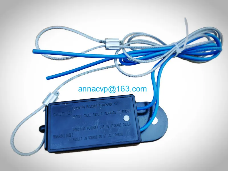 TRAILER BREAK-AWAY SYSTEM KIT 12V  (8)