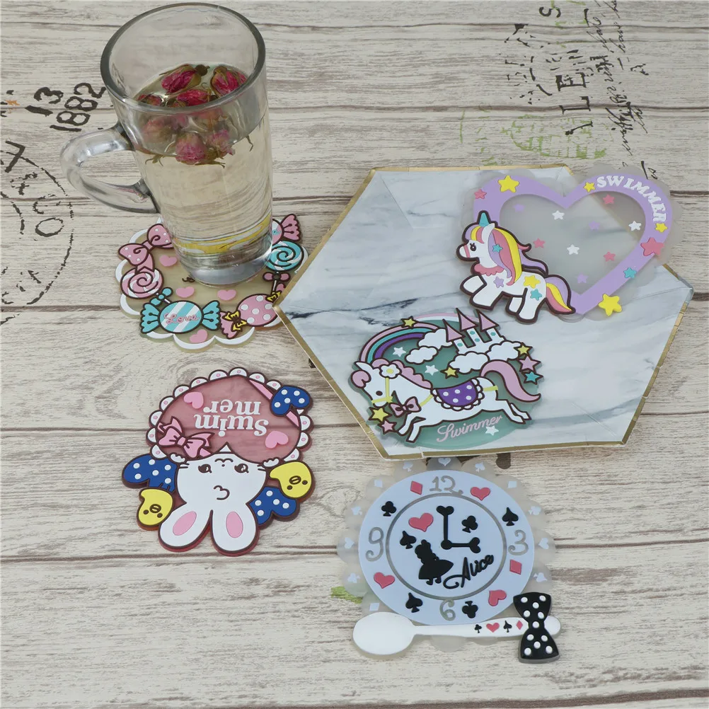 1pc Cute Cartoon Soft Silicone Unicorn Alice Drink Coasters Glass Cup Pads Mats Tableware Kitchen Dinnerware Insulation Pad