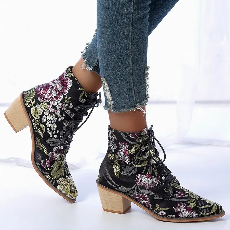 New Women Luxury Silk Boots short Ankle Boots New Autumn and Winter Embroidery Women's Motorcycle Boots Lace-up Shoes Women