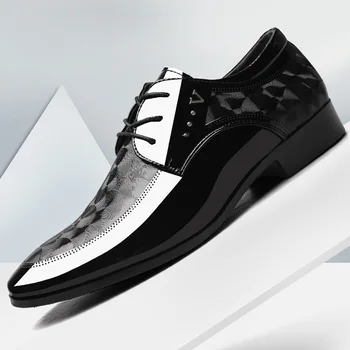 

Dress Wedding Shoes Men Formal Italian Patent Leather Shoes for Men Coiffeur Elegant Shoes Men Classic Shoes