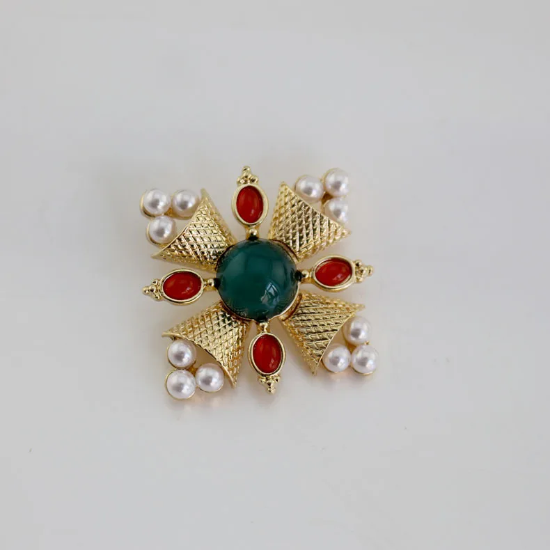

Antique-Rome Sculptured Baroque Byzantine Style Pearl Ruby Vintage Brooch Corsage Women's