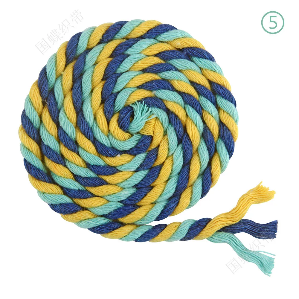 4649368095_968450333