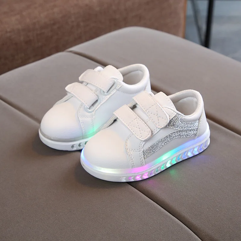 Детские светящиеся кроссовки с подсветкой для маленьких детей; модная светящаяся обувь на липучке для девочек и мальчиков; детская обувь