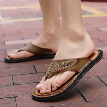 

2020 summer new men's sandals summer beach shoes breathable casual shoes non-slip open-toed young flip-flops sandals and slipper