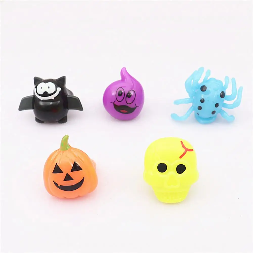 Creative LED Halloween Ring Kawaii Cartoon Pumpkin Skull Bat Luminous Finger Ring Halloween Festival Party Ambience Decorations