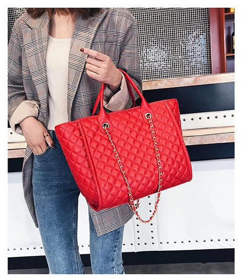 Модный большой стеганая сумка в виде кожаного брелока сумка высокого Ёмкость сумки через плечо для Для женщин Элитный бренд Сумки Для женщин дизайнерская сумка - Цвет: Red