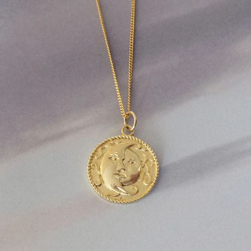 12227385573_259423686