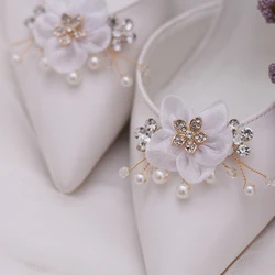 2pcs Gold Flower Wedding Shoe Clip Romantic Rhinestone Handmade High Heel Women Shoe Buckles Wedding Bridal Shoe Accessories