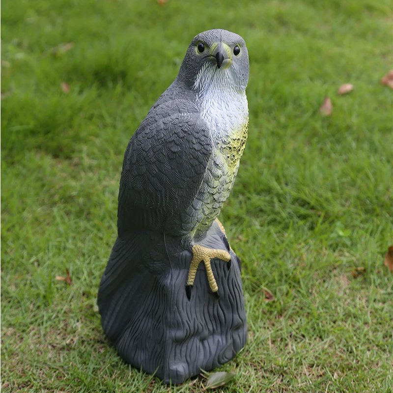 Realistic Falcon Scarecrow Animal Garden Decor Rabbit Bird Repeller Pest Control