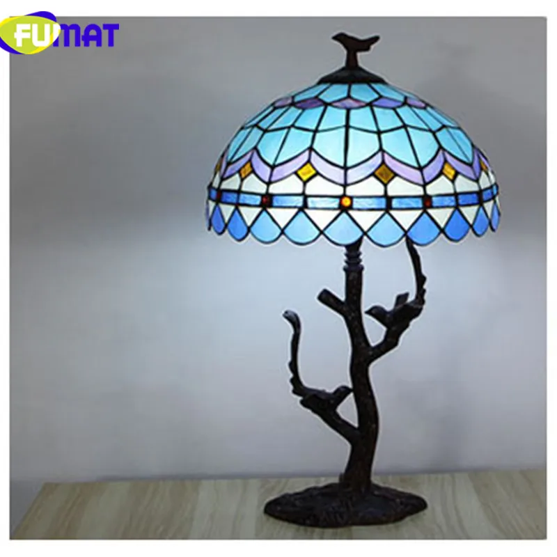 FUMAT Tiffanylamp настольные лампы Pteris Staiend стеклянный абажур для спальни прикроватные лампы светодиодный домашний арт-деко Свадебный Настольный светильник - Цвет абажура: Meaditerranean Badminton