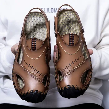 

2020 summer new men's sandals and slippers dual-use leather Baotou driving leather sandals beach shoes non-slip outdoor