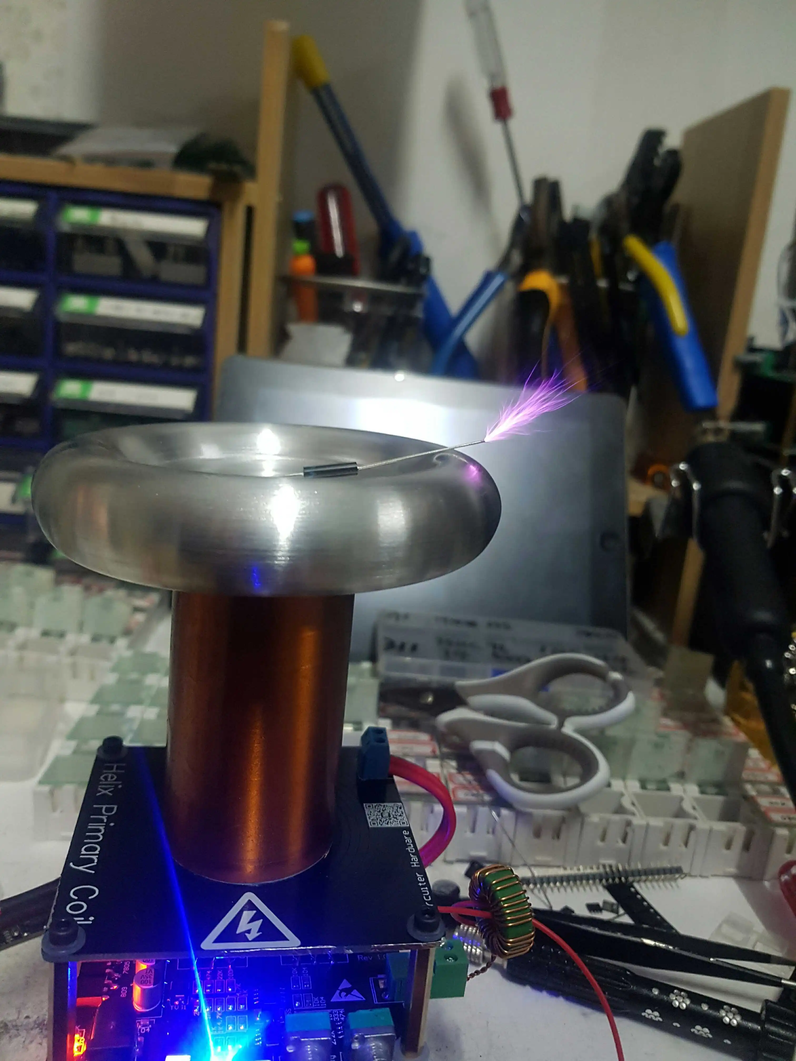Tesla coil miniSSTC готовый продукт