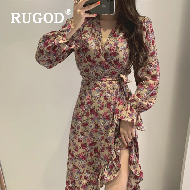 Женское платье с длинным рукавом RUGOD корейское треугольным вырезом и цветочным