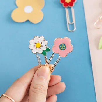 

Wondering In The Universe Cute Cartoon Metal Clip Style Bookmark 1 Piece 56*22mm