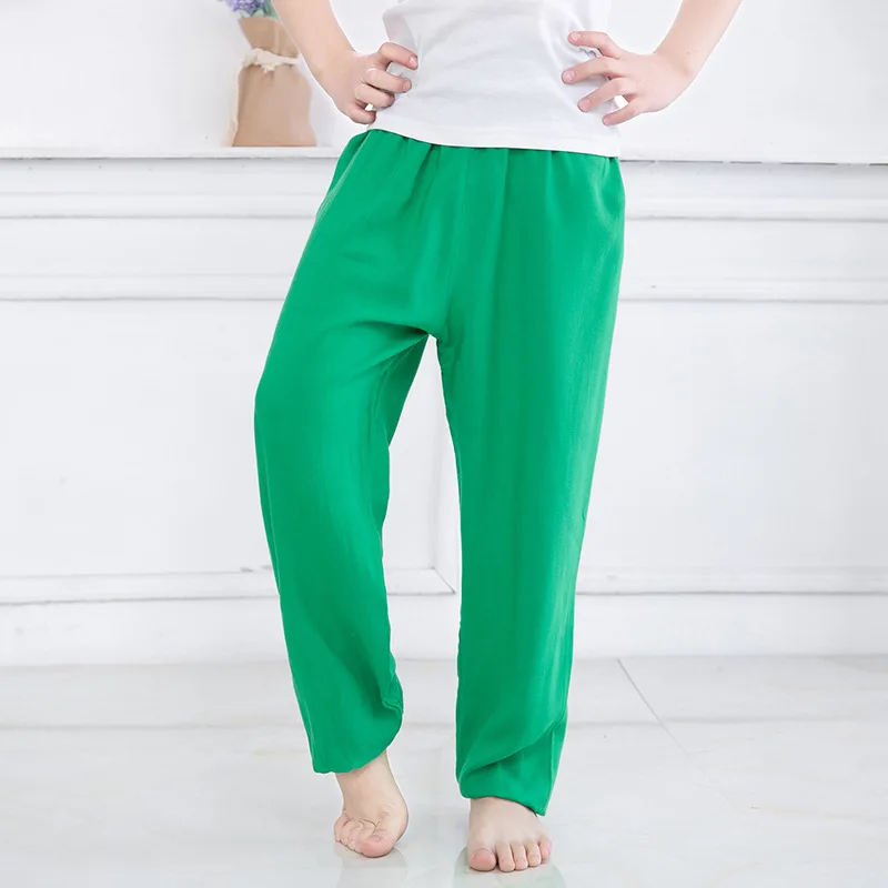 Повседневные штаны для мальчиков и девочек; Детские хлопковые шелковые брюки; мягкие дышащие спортивные свободные однотонные штаны-шаровары с защитой от комаров - Цвет: green