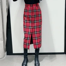 VomVoa Wild lady straight skirt autumn and winter new sweet high waist retro casual red plaid skirt women's skirt