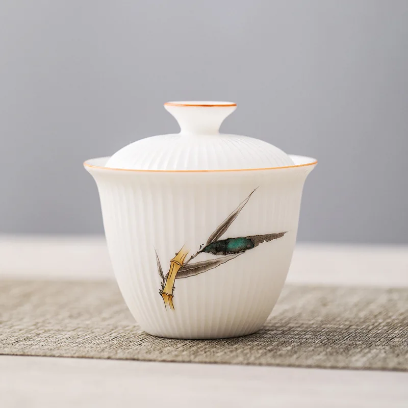 HMLOVE White Porcelain Gaiwan Anti-scalding Cover Bowl Stripe Lid Kung Fu Tea Sets Handmade Tureen Travel Teaware Gift 130ML