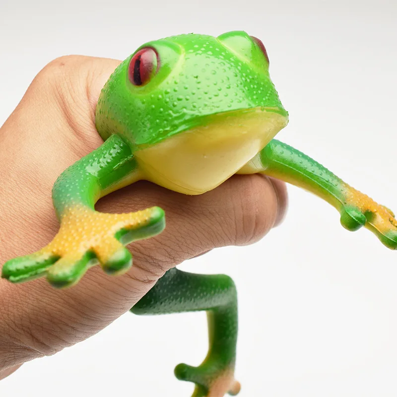 Simulation Frog Model Decoration Creative And Tricky Vent Frog Toy Soft Rubber Fake Tropical Rain Forest Green prank toys,joke toys,jumping frog toys,childrens toys