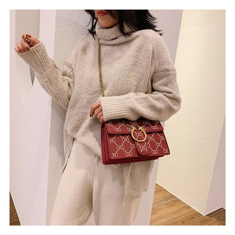 2019 New Design Deer Suede Leather Handbag Small flap Crossbody Bags for Women Quilted Embroidery Chain Shoulder Purse Black Red (6)