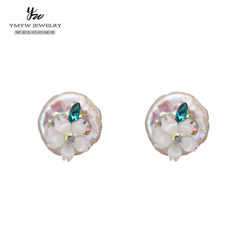 

YMYW Fashion Luxury Rhinestone Flower Stud Earrings Charm Round Geometric Freshwater Pearl Earrings for Women Bride Bijoux Femme