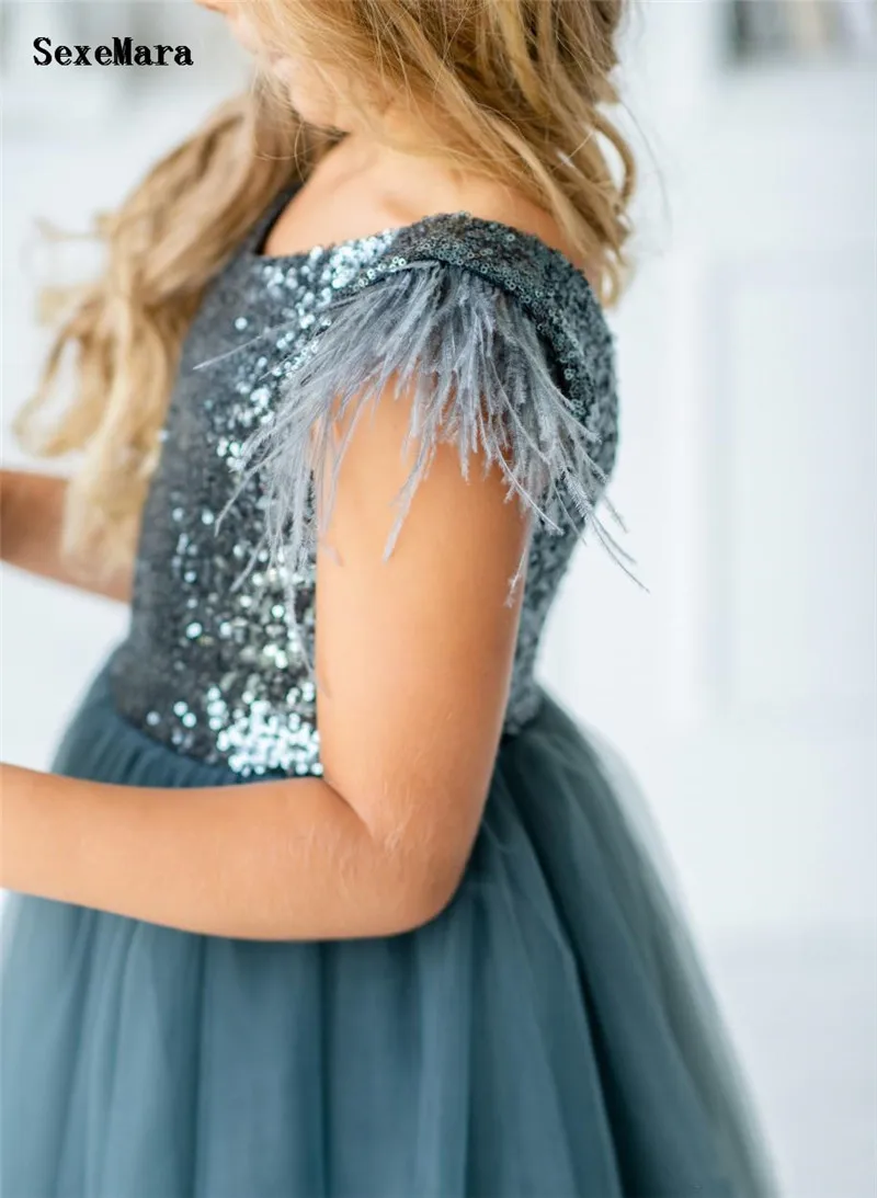 2020-cute-girls-pageant-dresses-sleeveless-feather-sequins-ankle-length-flower-girl-dresses-for-wedding-first-communion-gowns-custom-made (1)