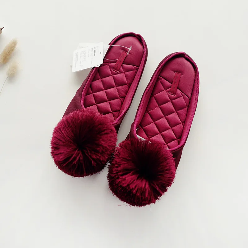Новинка; Японская модная домашняя обувь для женщин; коллекция года; сезон весна; удобные домашние тапочки на нескользящей подошве; Милые удобные домашние шлепанцы; женская обувь из хлопка - Цвет: Красный