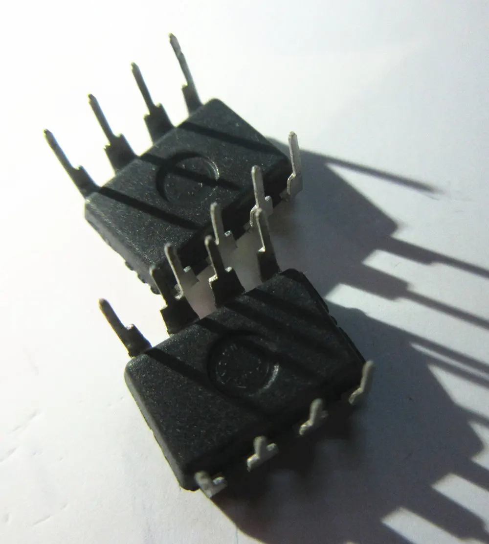 10 шт. IC NCP1203P60