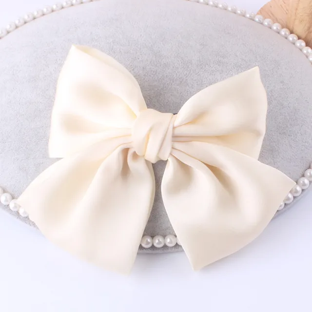 Fashion Ribbon Hairgrips Big Large Bow Hairpin For Women Girls Satin Trendy Ladies Hair Clip New Cute Barrette Hair Accessories creamy-white
