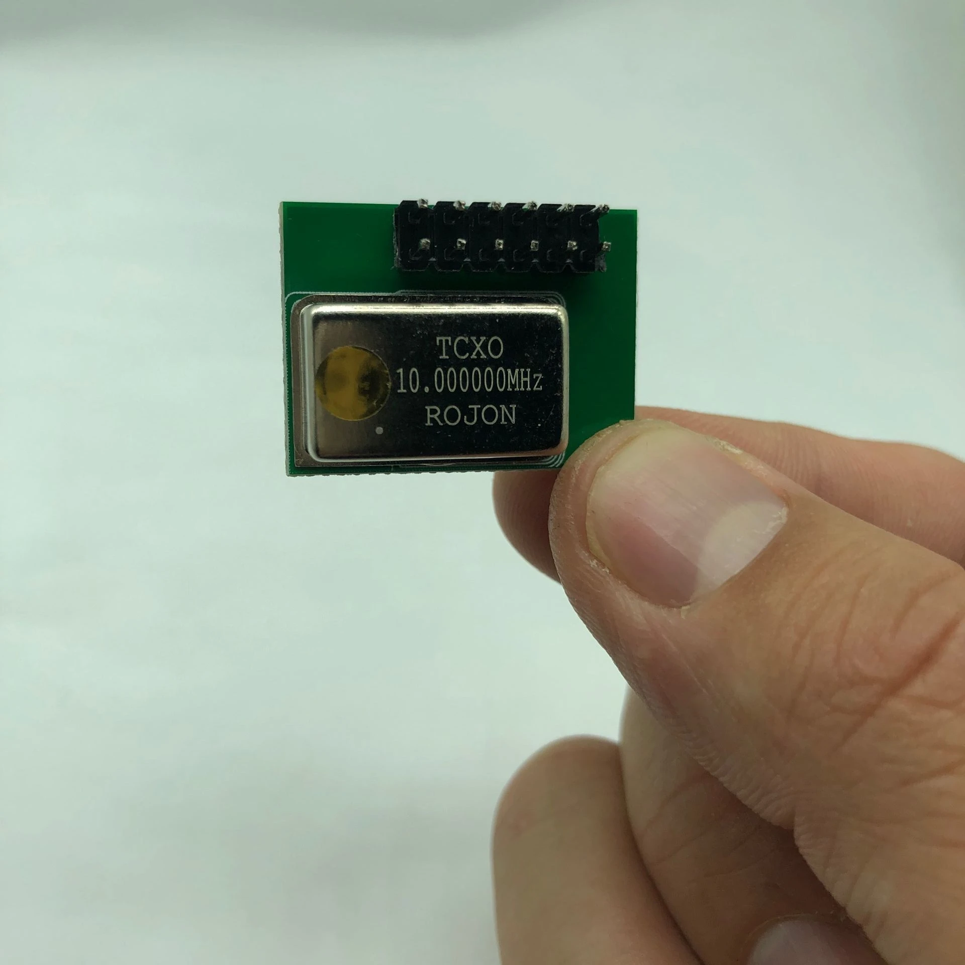 Внешний Высокоточный кварцевый генератор PPM 0 1 TCXO для GPS-приложений GSM/WCDMA/LTE |