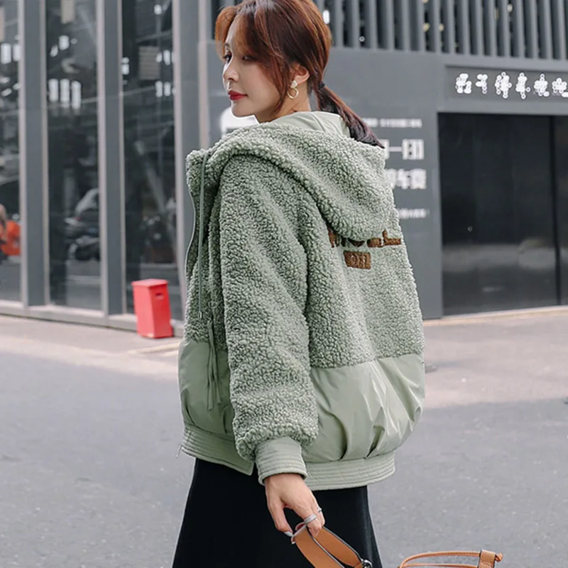 

Winter Fleece Woman Short Coats Jacket 2019 New Korean Version Loose Plus Size Hooded Lamb Cashmere Womans Cotton Coat