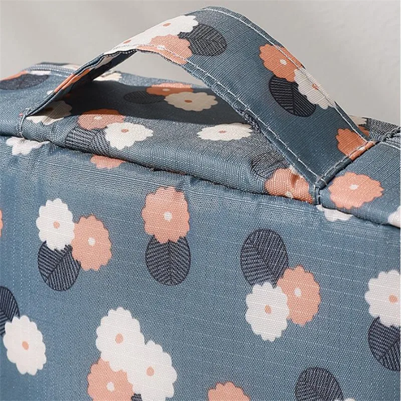 Outdoor Girl Makeup Bag Women Cosmetic Bag Women Toiletries Organizer Waterproof Female Storage Make up Cases Wash Kits Neceser Outdoor Girl Makeup Bag Women Cosmetic Bag Women Toiletries Organizer Waterproof Female Storage Make up Cases Wash Kits Neceser
