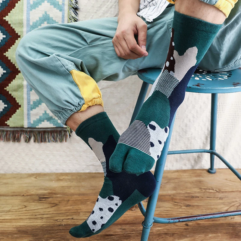 2024 New Mens Socks Men Cotton Thick Japanese Style Kimono Flip Flop Sandal Split Clogs Two Toe Tabi Geta Socks With Print Drew