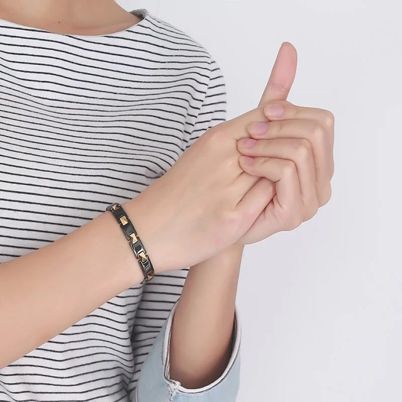 2885715578_1753929213