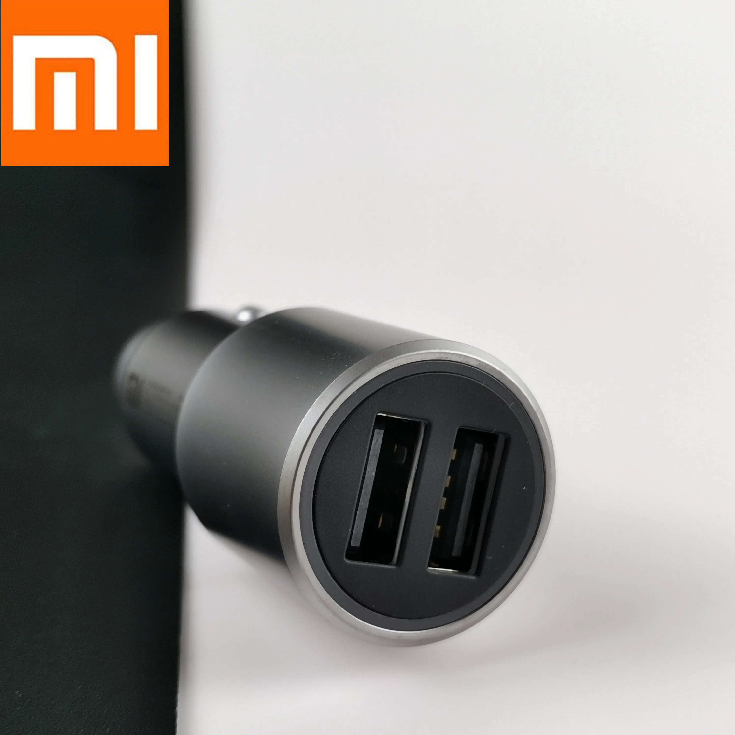 Xiaomi Car Charger QC 3.0 Original 18w Fast Charge Dual USB Port Chargers 5V/3A 9V/2A 12V/1.5A For Xiaomi Mobile Phone apple watch and phone charger