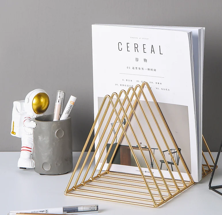 Desktop light Luxury decoration creative study desk iron triangle office supplies newspaper bookshelf J05