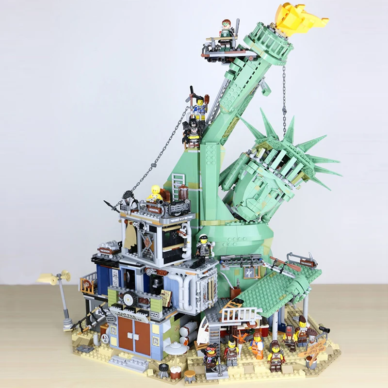 

45014 Movie Seies The Statue of Liberty Welcome to Apocalypseburg Building Block Bricks Compatible with Legoinglys 70840 Movie 2