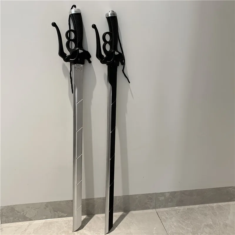 アニメ進撃の巨人剣銃コスプレ武器エレン Rivaille ミカサ 1:1