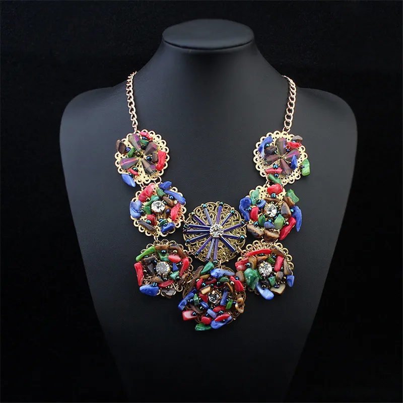 

Bohemian Rhinestone Flower Necklace Women Fashion Crystal Jewelry Choker Statement Bib Collar Necklace Jewelry Accessory