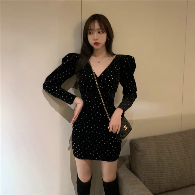2019 Winter Women Black Short Dress Long Sleeve Vintage Korean Fashion Elegant V-Neck Dot Ladies Party Casual Sexy Mini Clothes | Женская