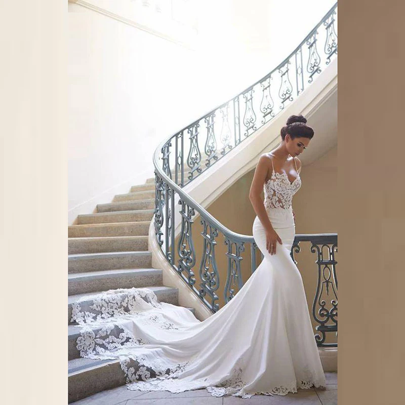 

Wholesale Charming Lace Mermaid Bridal Wedding Gowns White Shoulders With Straps Applique Wedding Dress for Bride 2020