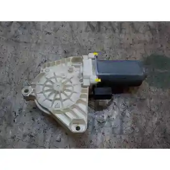 

WINDOW MOTOR FRONT RIGHT MERCEDES B-CLASS (W245) 2 PINS