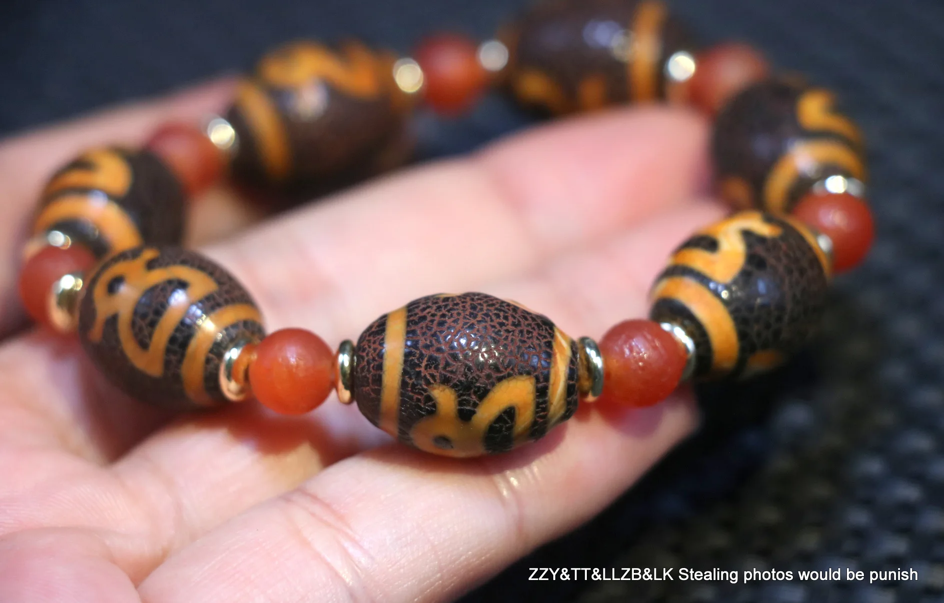 

Super Energy Tibetan old Agate Dragon Vein Wealth God Totem dZi Bead Amulet Bracelet LKbrother Talisman UPD210084A1