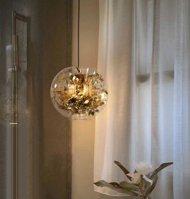 3915957402_1534618927