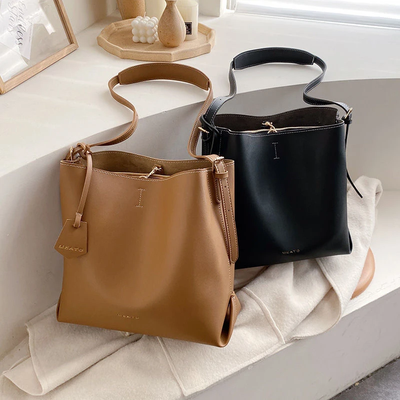 e Invierno 2019 Bolso grande de hombro de capacidad de viajero bolso de cubo bolso de mujer de moda Slant Bag|Bolsos doble asa| - AliExpress