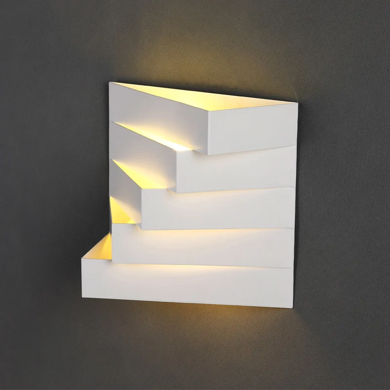 

Modern Minimalist Art Creative Fashion And Personality Living Room Bedroom Hallway Balcony Triangular Geometry Graphics LED Wall