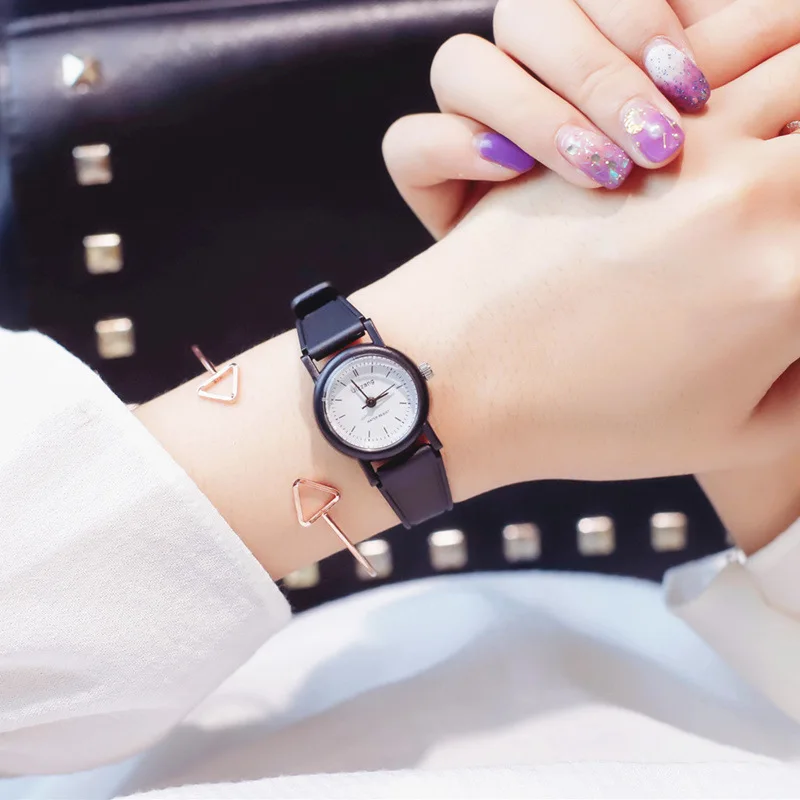 

College Style Compact Dial Watch Female Retro Literature Silicon Strap Wristwatch Small Fresh Gentle Girl Leisure Timepiece 2019