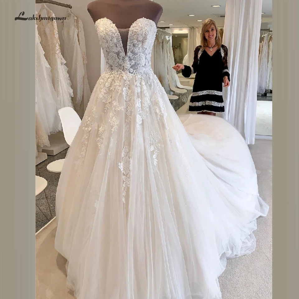 

Lakshmigown Bohemian Vintage Lace Appliques Wedding Dresses Bridal Gowns Off Shoulder A Line Wedding Dress Robe De Mariee 2019