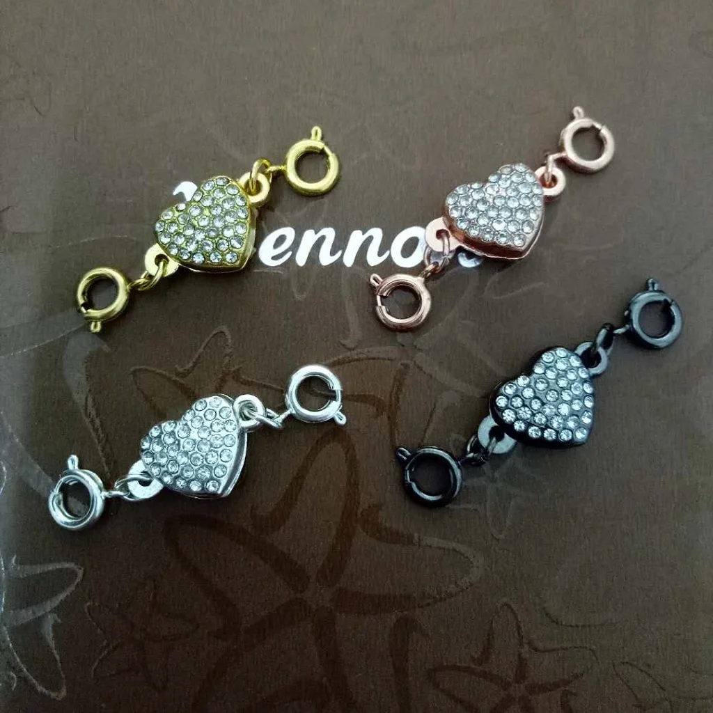 

4 Sets Magnetic Lobster Clasps Kit, Rhinestone Heart Magnetic Clasps, Perfect for Jewelry Necklace Bracelet Making Accessories