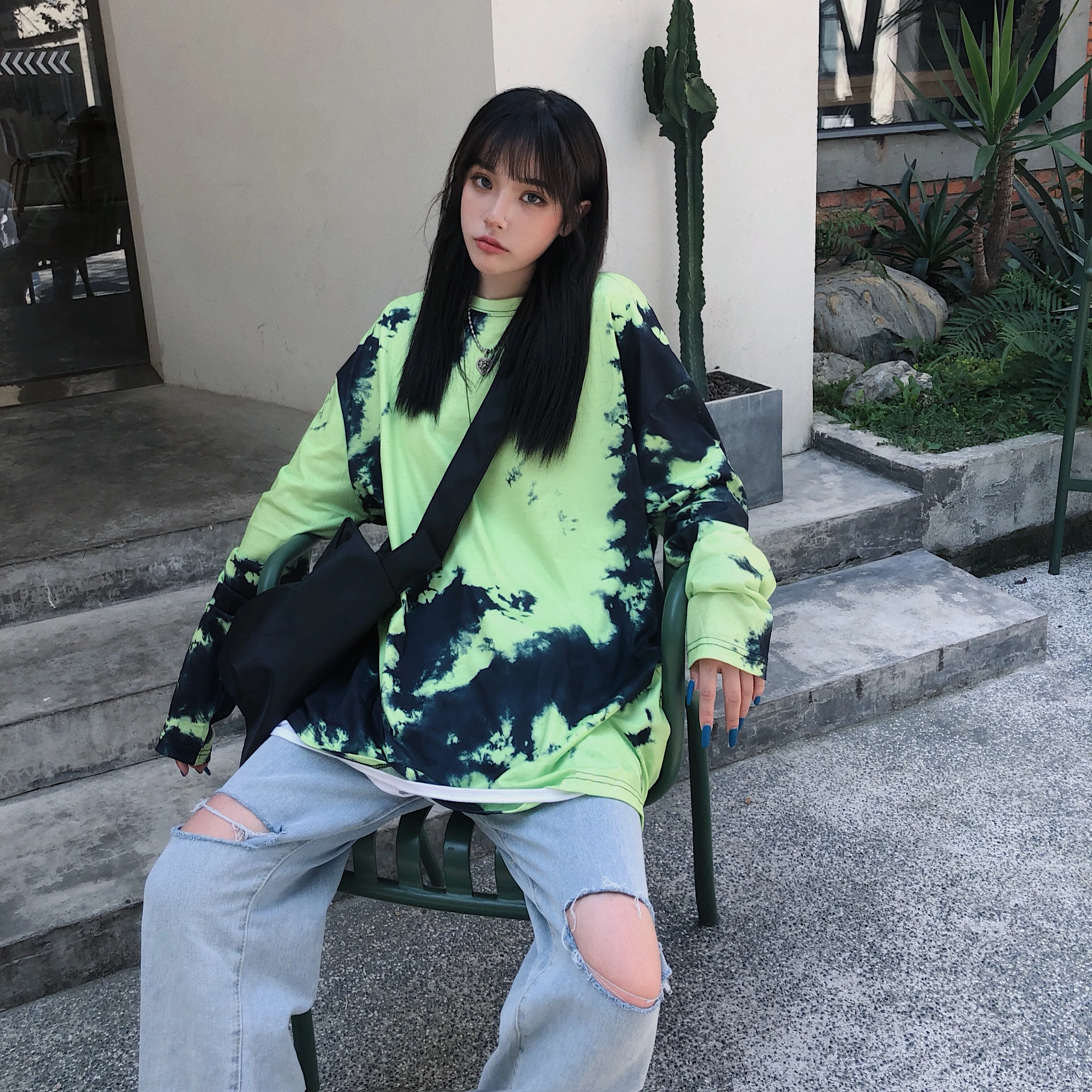 

Focal20 Streetwear Tie Dyeing Gradient Green Women Top Tees T Shirt Long Sleeve Loose Lady T Shirts Crew Neck Women T-shirts