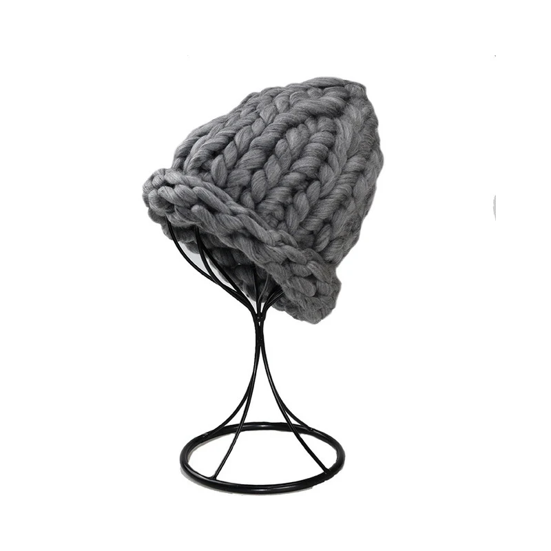 Dark gray Women Winter Warm knit hat New manual Coarse wool Weaving fashion crimping outdoor Ski Skullies Beanies cap Female Z184 - Цвет: Dark gray